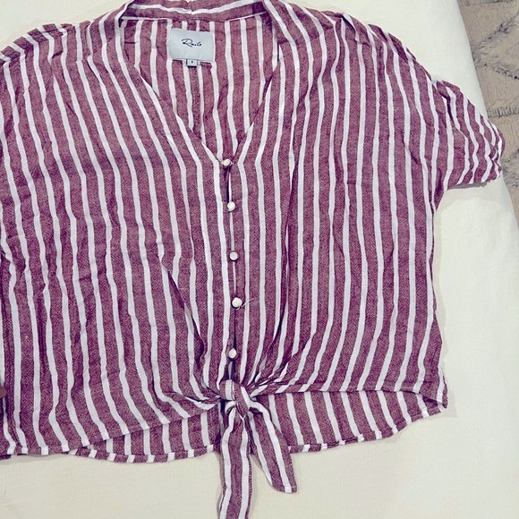 Trendy top bundle - Picture 5 of 7